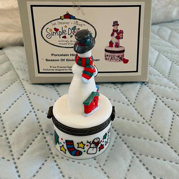 Vintage Season of Giving Snowman  Porcelain Tiny Hinged Christmas Treasure Box - Picture 2 of 11